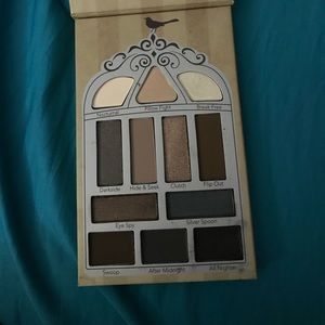 Pretty vulgar nightingale palette